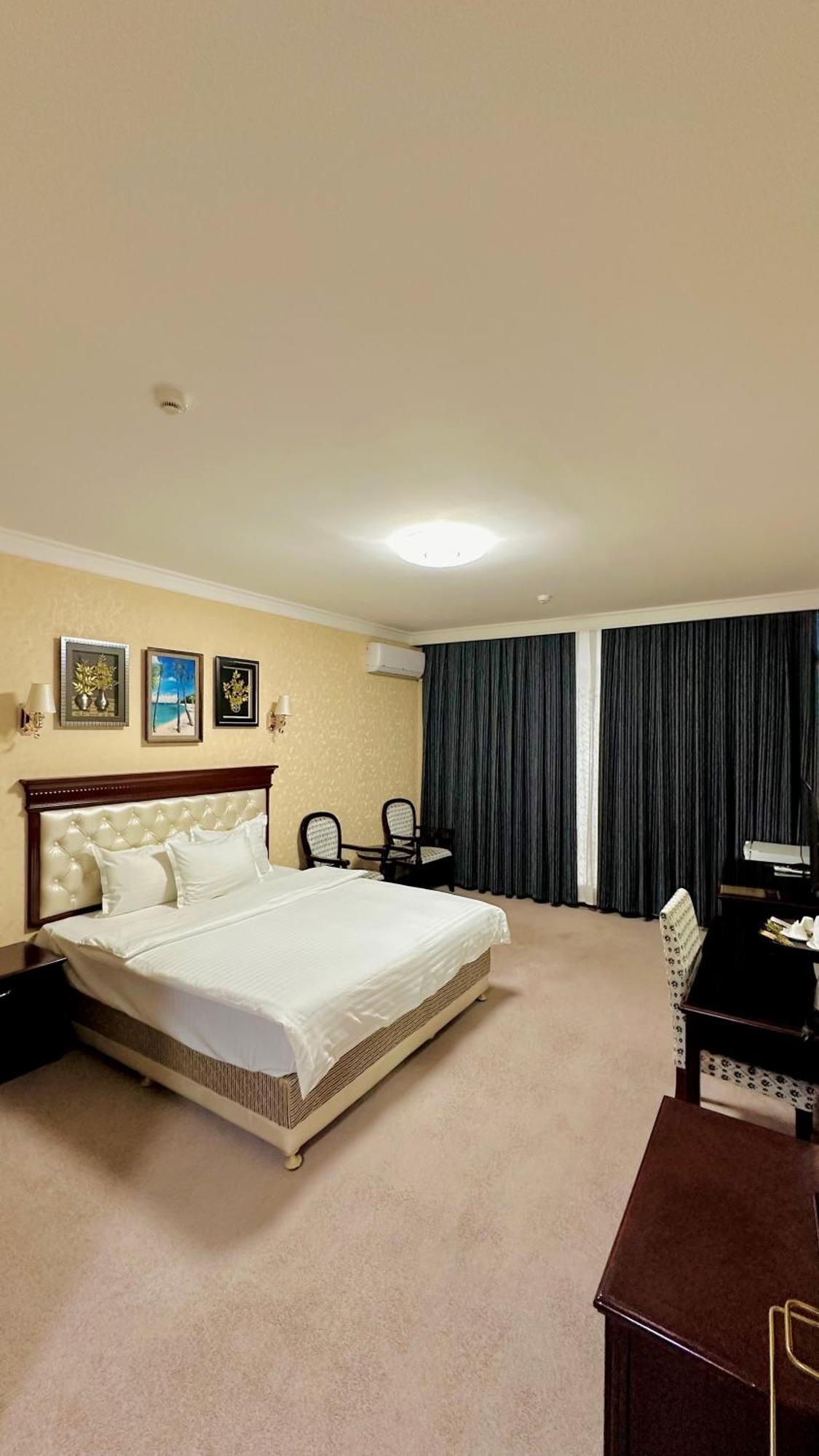 טשקנט Hayot Hotel מראה חיצוני תמונה