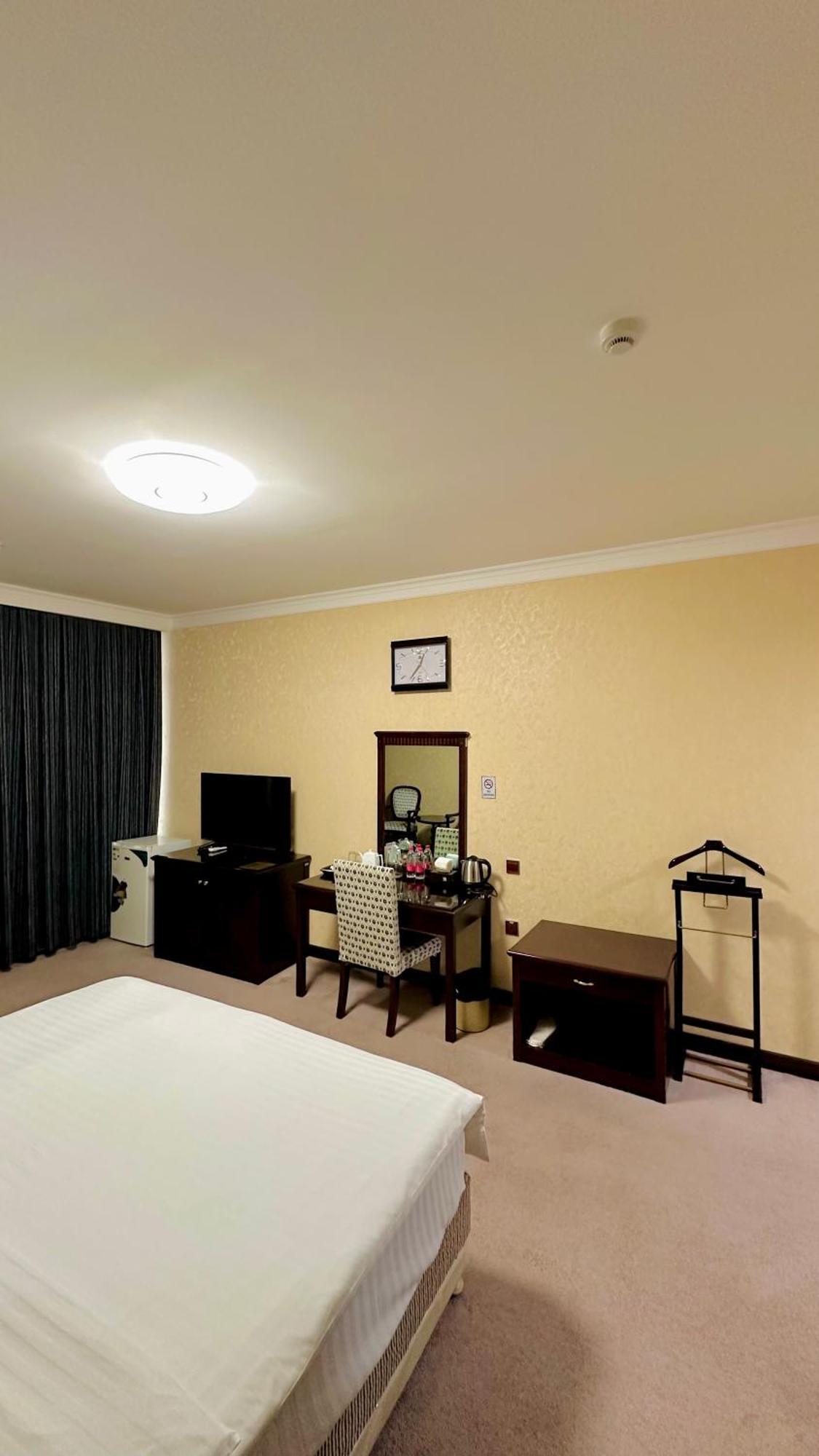 טשקנט Hayot Hotel מראה חיצוני תמונה