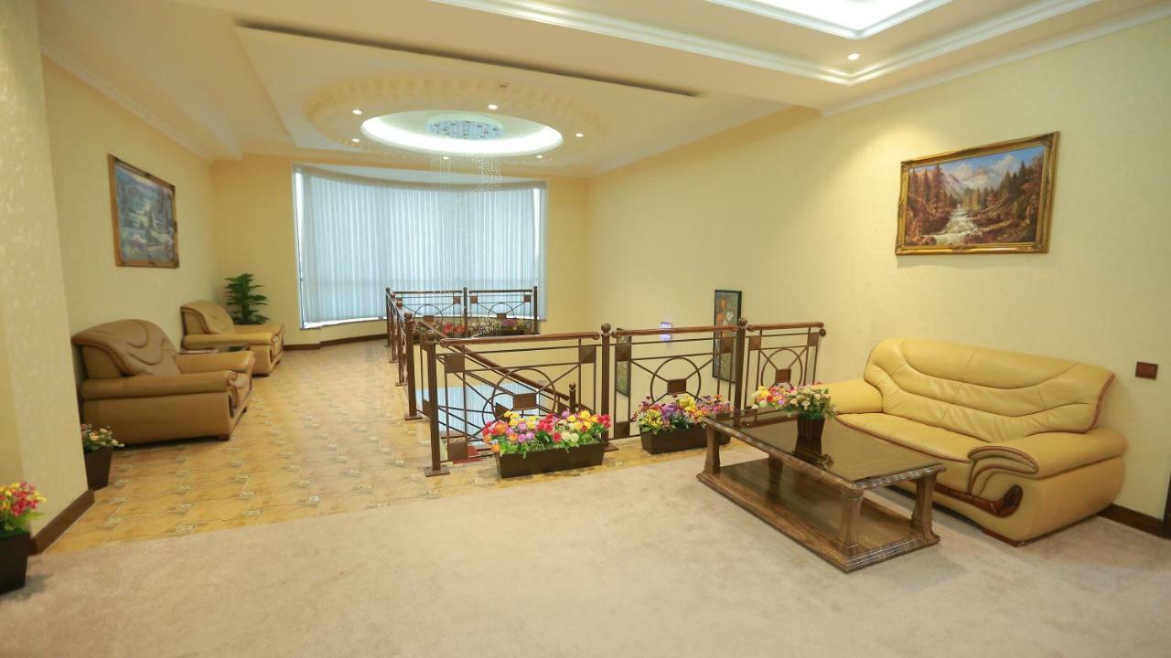 טשקנט Hayot Hotel מראה חיצוני תמונה